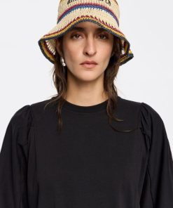 Knitwearco.shop1c0a241e3f 2